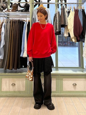 「LOWRYS FARM（ローリーズファーム）のソフトウラケプルオーバー  579079（スウェット）」を使った、shioriさん（レディース・167cm）の秋コーディネート