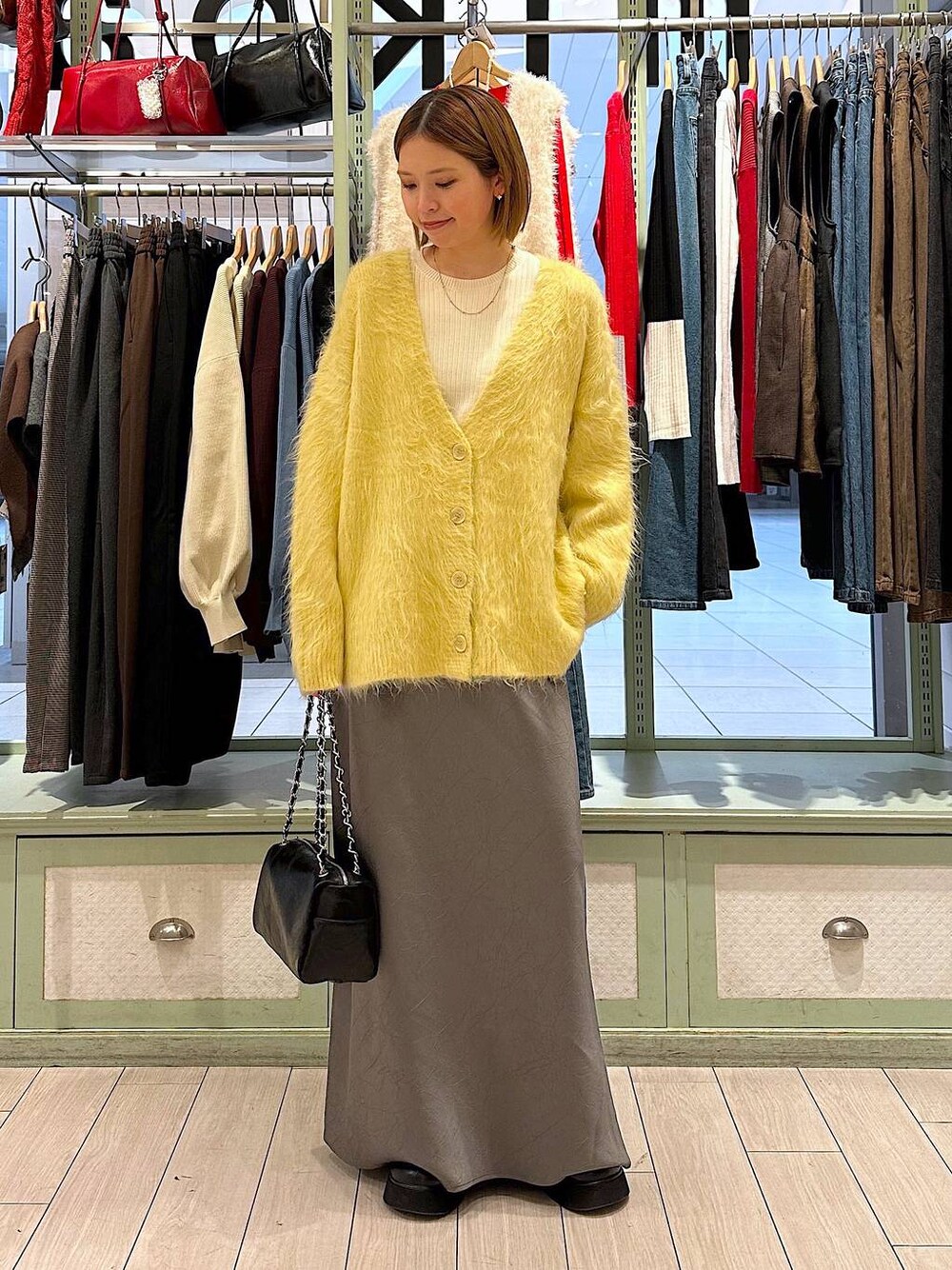 shiori(LOWRYS FARM 浜松メイワン)|LOWRYS FARMのスカートを使ったコーディネート - WEAR