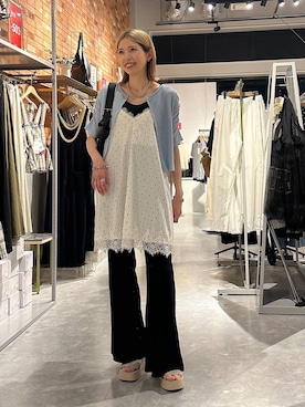 「LOWRYS FARM（ローリーズファーム）のスタイルＵＰクロスカップキャミ　100757（Tシャツ/カットソー、ブラック系）」を使った、shioriさん（レディース・167cm）の夏コーディネート