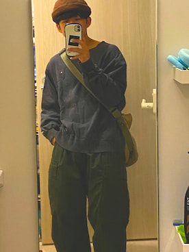 「TOMMY HILFIGER（トミーヒルフィガー）のアイテム（スウェット）」を使った、r.rkさん（メンズ・163cm）の秋コーディネート