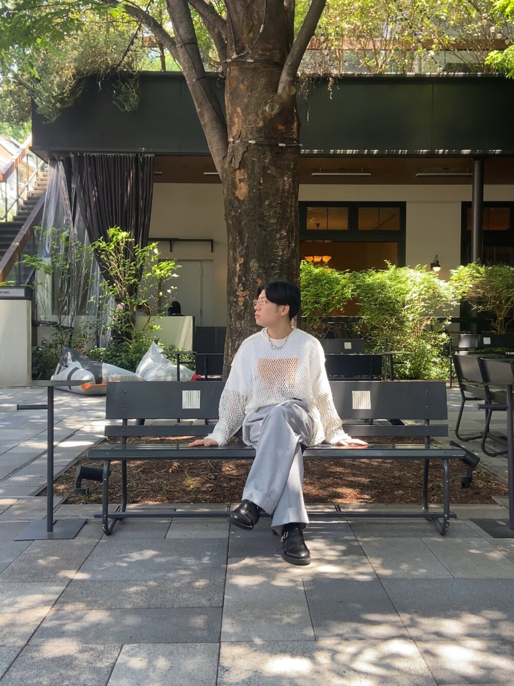 「OLIVER PEOPLESのアイテム（メガネ、ホワイト系）」を使った、ntasmt_21さん（メンズ・163cm）の夏コーディネートの1枚目の写真
