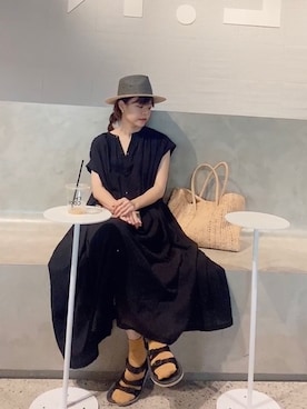 「Libra Cue（リブラ キュー）のアイテム（ジャンパースカート）」を使った、Chine Chenさん（レディース・158cm）の夏コーディネート