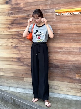 「ミッキー」｜「アイテム（スラックス）」を使った、yuri さん（レディース・162cm）の夏コーディネート