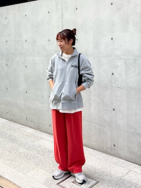 「feepur（フェピュール）のアイテム（スウェット）」を使った、yuri さん（レディース・162cm）の秋コーディネート