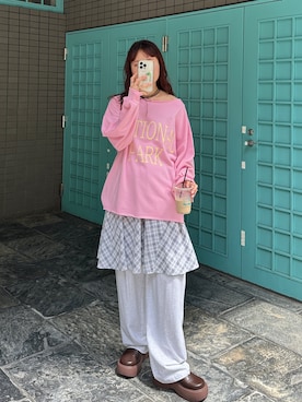 「アイテム（スウェット）」を使った、yuri さん（レディース・162cm）の夏コーディネート