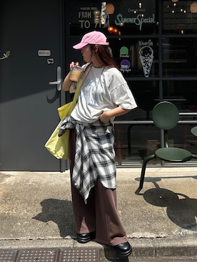 「アイテム（キャップ）」を使った、yuri さん（レディース・162cm）の夏コーディネート