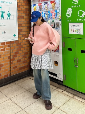 「アイテム（キャップ）」を使った、yuri さん（レディース・162cm）の秋コーディネート