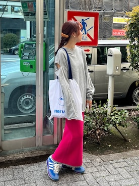 「feepur（フェピュール）のアイテム（スウェット）」を使った、yuri さん（レディース・162cm）の春コーディネート