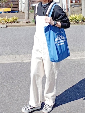 「ブルー x ホワイト」｜「アイテム（サロペット/オーバーオール）」を使った、RIyO.さん（レディース・159cm）の春コーディネート