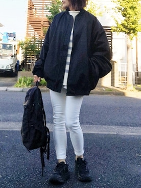 「green label relaxing（グリーンレーベルリラクシング）のアイテム（MA-1）」を使った、RIyO.さん（レディース・159cm）の秋コーディネート