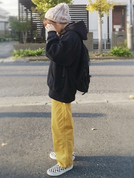 「EDWIN」｜「アイテム（スリッポン）」を使った、RIyO.さん（レディース・159cm）の冬コーディネート
