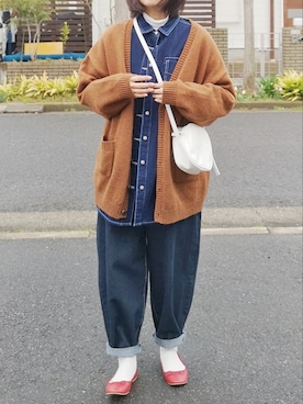 「MERLOT（メルロー）のアイテム（デニムパンツ）」を使った、RIyO.さん（レディース・159cm）の春コーディネート