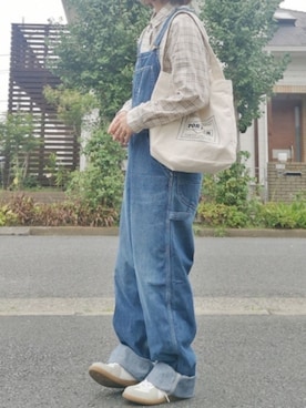 「ジャーマントレーナー」｜「アイテム（サロペット/オーバーオール）」を使った、RIyO.さん（レディース・159cm）の秋コーディネート