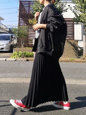 「green label relaxing（グリーンレーベルリラクシング）のアイテム（MA-1）」を使った、RIyO.さん（レディース・159cm）の秋コーディネート