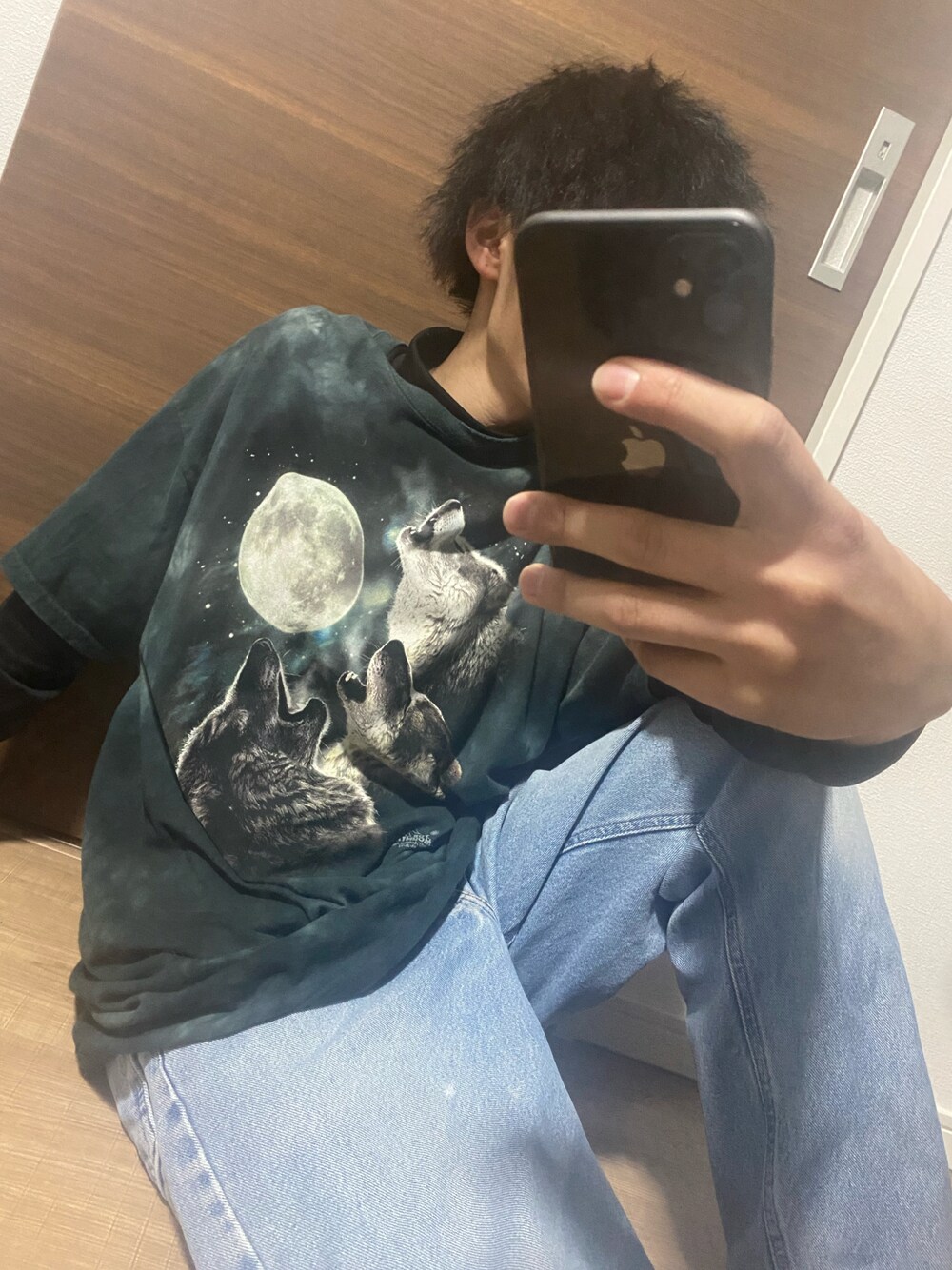 「おしゃれさんと繋がりたい、低身長、低身長コーデ、アニマル柄、古着、古着MIX、古着好きな人と繋がりたい」｜「Carharttのアイテム（デニムパンツ、ブルー系）」を使った、ふみ【相互】さん（メンズ・166cm）の冬コーディネートの1枚目の写真