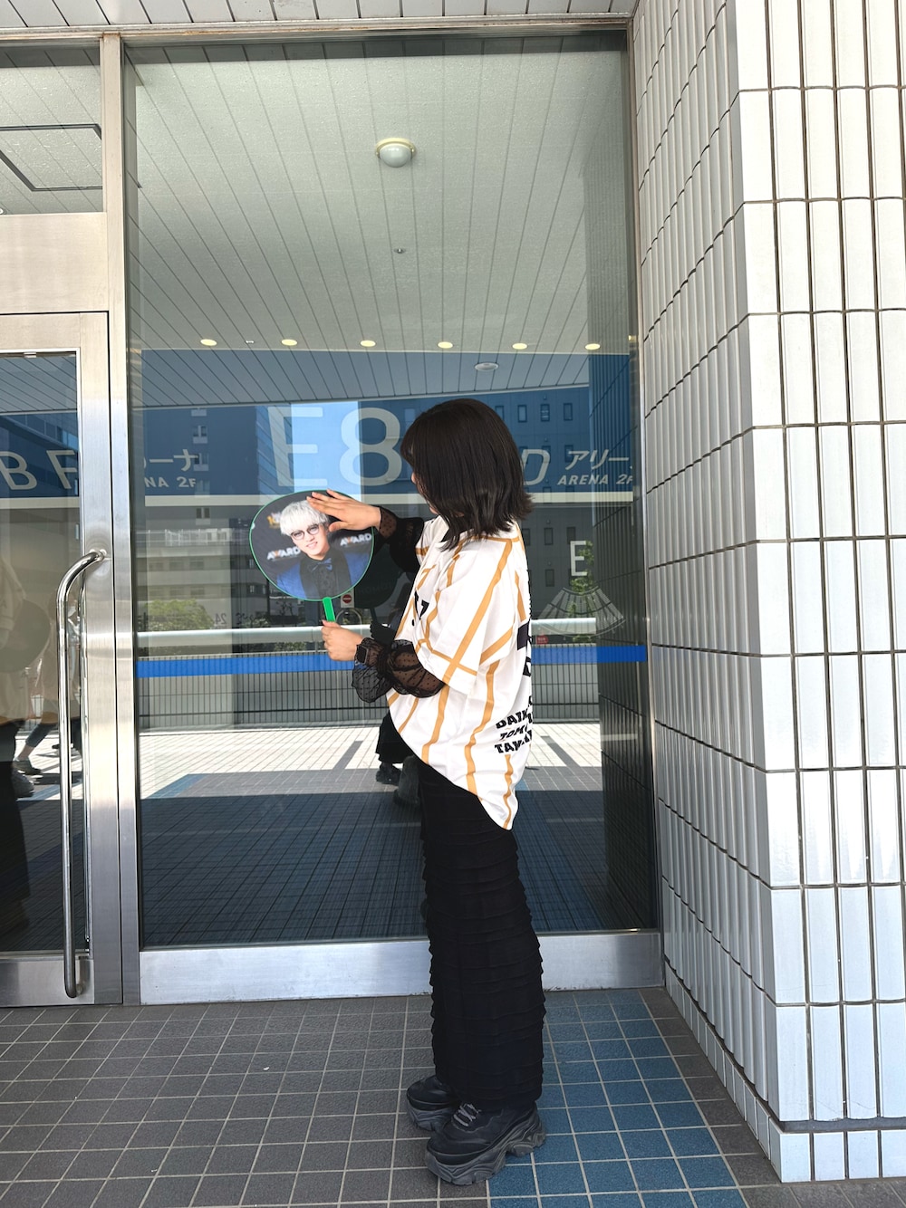 「オトナカジュアル、ライブコーデ」｜「PAGEBOYのアイテム（スニーカー、ブラック系）」を使った、🍲さん（骨格ストレート・レディース・160cm）の夏コーディネートの1枚目の写真