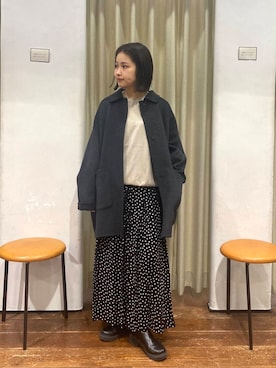 「アイテム（ステンカラーコート）」を使った、emariさん（レディース・152cm）の秋コーディネート