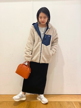 「URBAN RESEARCH DOORS（アーバンリサーチドアーズ）のラウンドボストンミニバッグ（ショルダーバッグ）」を使った、emariさん（レディース・152cm）の秋コーディネート