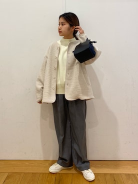 「春ニット」｜「アイテム（ノーカラージャケット）」を使った、emariさん（レディース・152cm）の冬コーディネート