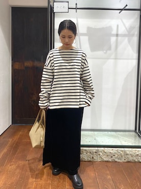 「かぐれ（カグレ）のボーダーワイドカットソー（Tシャツ/カットソー）」を使った、emariさん（レディース・152cm）の秋コーディネート