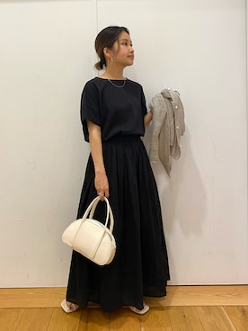 カーディガン ボレロを使った 黒ワンピ の人気ファッションコーディネート Wear