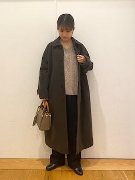 「Vネック」｜「アイテム（ステンカラーコート）」を使った、emariさん（レディース・152cm）の冬コーディネート