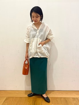 「URBAN RESEARCH DOORS（アーバンリサーチドアーズ）のラウンドボストンミニバッグ（ショルダーバッグ）」を使った、emariさん（レディース・152cm）の秋コーディネート