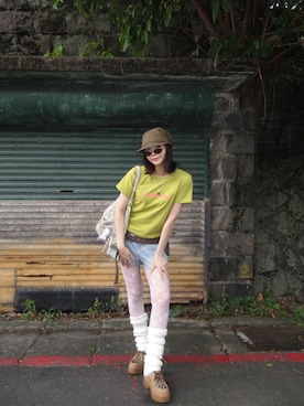 「thisisneverthat（ディスイズネバーザット）のアイテム（Tシャツ/カットソー）」を使った、Morinさん（レディース・170cm）の夏コーディネート