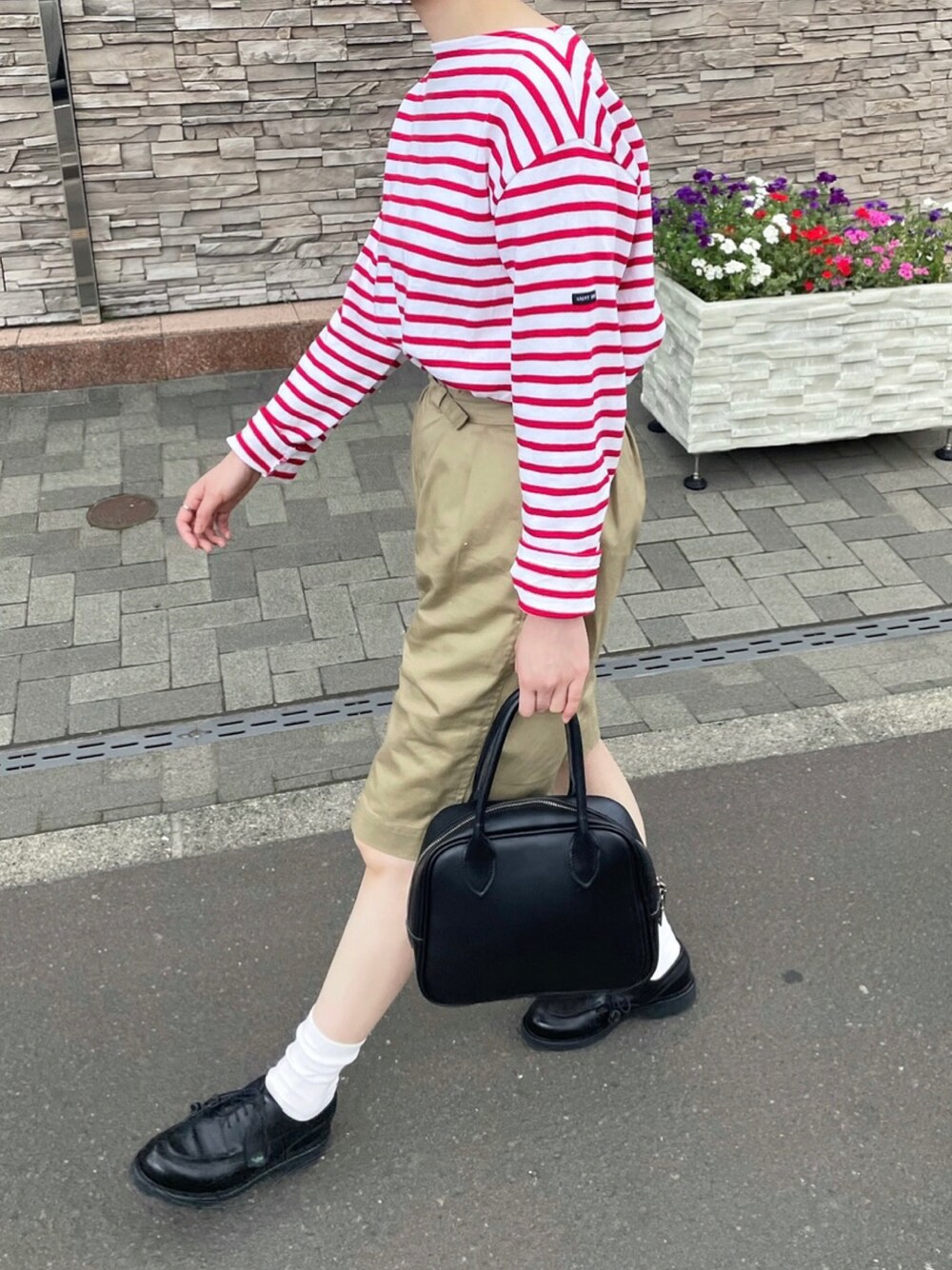 ベージュに合う色10選 大人女子のおしゃれに役立つ実例付きでご紹介 Soleil