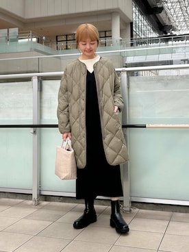 「アイテム（ダウンジャケット/コート）」を使った、かみやまさん（レディース・160cm）の秋コーディネート