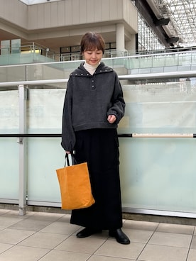 「アイテム（その他トップス）」を使った、かみやまさん（レディース・160cm）の秋コーディネート