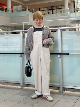 「寒い」｜「アイテム（サロペット/オーバーオール）」を使った、かみやまさん（レディース・160cm）の秋コーディネート