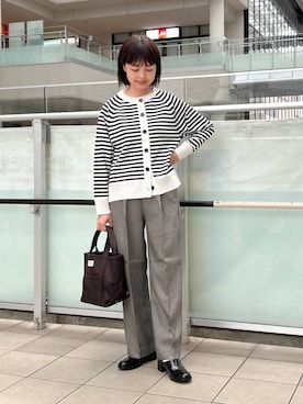 「アイテム（レインシューズ）」を使った、かみやまさん（レディース・160cm）の秋コーディネート
