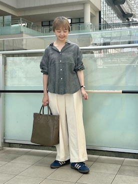 「URBAN RESEARCH DOORS（アーバンリサーチドアーズ）のシアーデニムシャツ（シャツ/ブラウス）」を使った、かみやまさん（レディース・160cm）の秋コーディネート