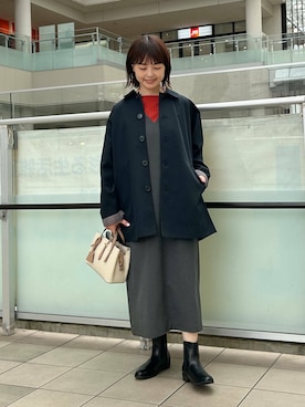 「アイテム（ステンカラーコート）」を使った、かみやまさん（レディース・160cm）の秋コーディネート