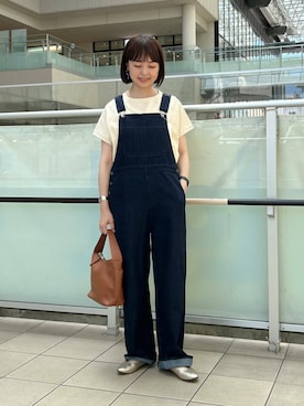 「アイテム（サロペット/オーバーオール、ブルー系）」を使った、かみやまさん（レディース・160cm）の夏コーディネート