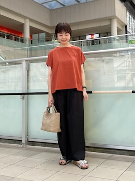 「RODE SKO（ロデスコ）のアイテム」を使った、かみやまさん（レディース・160cm）の夏コーディネート