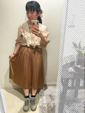 「UNTITLED（アンタイトル）のアイテム（スカート、ゴールド系）」を使った、おっくん🍅さん（レディース・146cm）の夏コーディネート