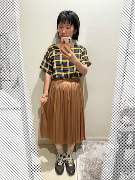 「UNTITLED（アンタイトル）のアイテム（スカート、ゴールド系）」を使った、おっくん🍅さん（レディース・146cm）の夏コーディネート