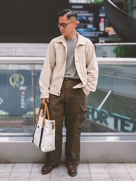 「COMOLI（コモリ）のアイテム（その他アウター）」を使った、SyueChenさん（メンズ・167cm）の春コーディネート