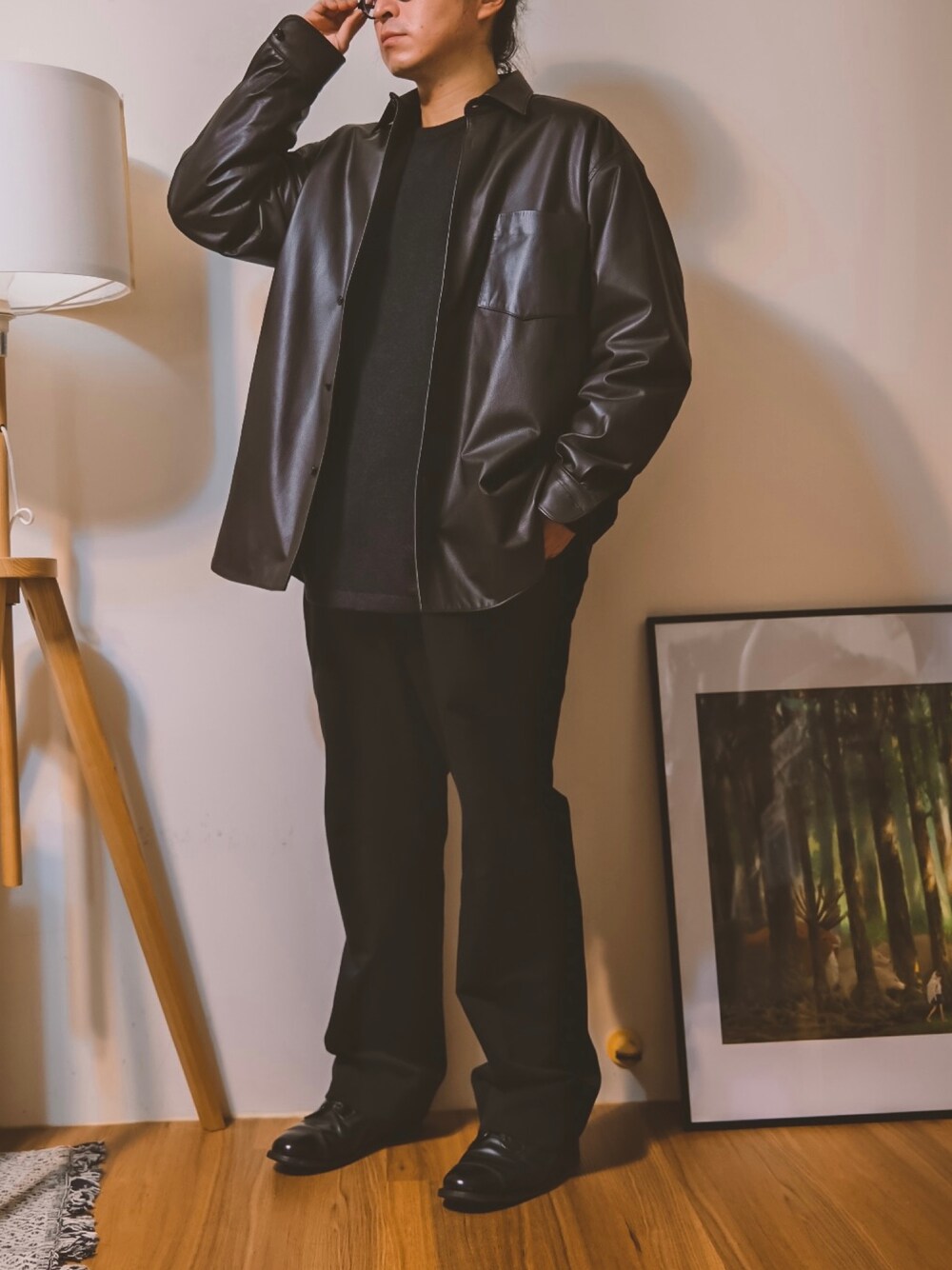 「COMOLI、秋冬コーデ、お洒落さんとつながりたい、秋服コーデ、低身長男子、sanders、ootd、daily look」｜「COMOLIのアイテム（シャツ/ブラウス、ブラウン系）」を使った、SyueChenさん（メンズ・167cm）の秋コーディネートの1枚目の写真