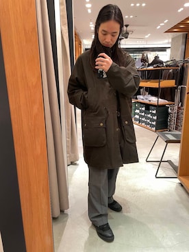 「アイテム（ステンカラーコート）」を使った、OHBUCHI TAKUYAさん（メンズ・170cm）の冬コーディネート