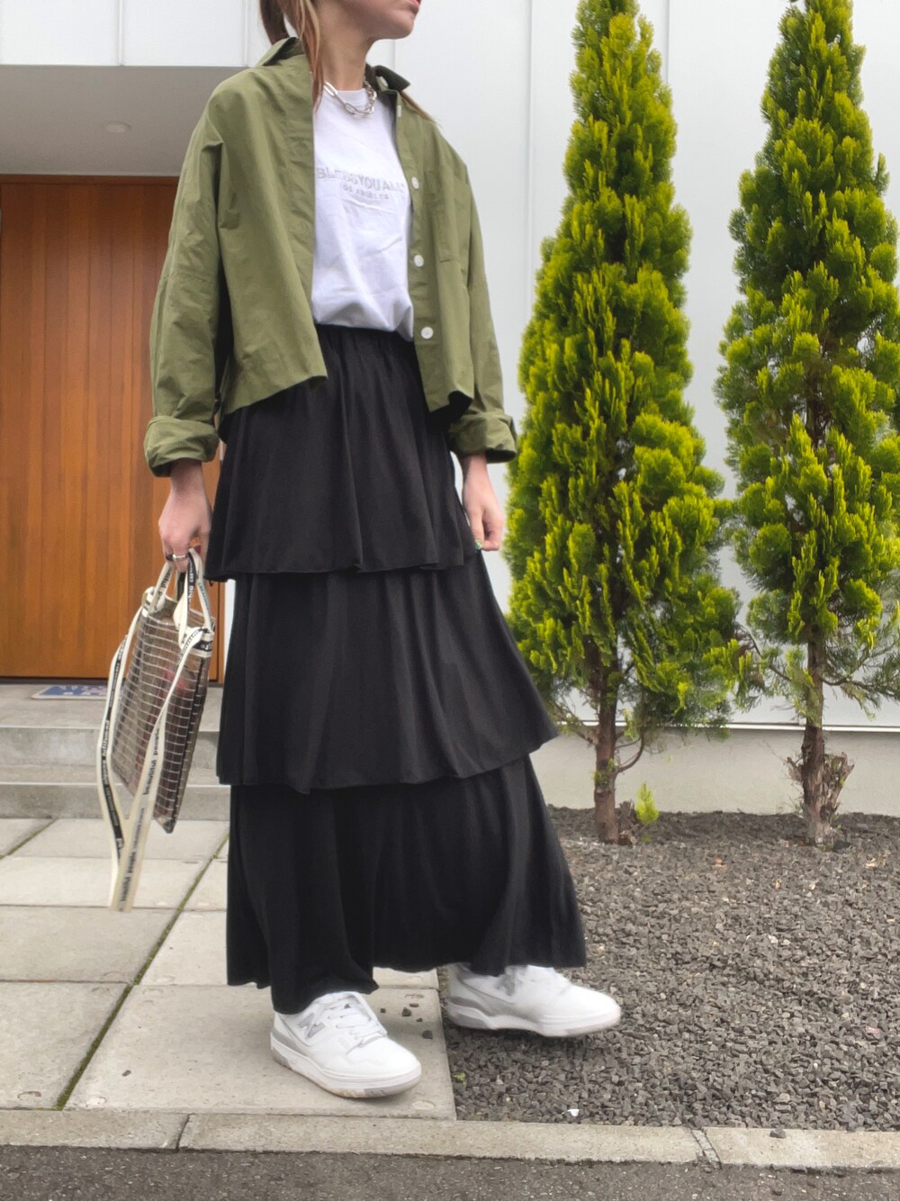 NEW BALANCEのアイテムを使った「フリルスカート」の人気ファッション