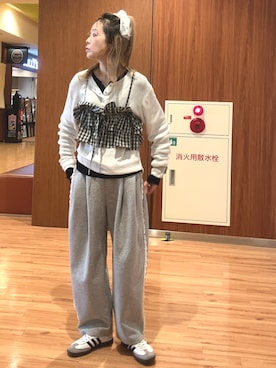 「LOWRYS FARM（ローリーズファーム）のチェックフリルビスチェ　638585（キャミソール、ブラック系）」を使った、minakoさん（レディース・160cm）の春コーディネート