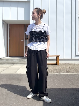 「eL（エル）の【eL】Denim Frill Bare Top/593301（キャミソール、ブルー系）」を使った、minakoさん（レディース・160cm）の夏コーディネート