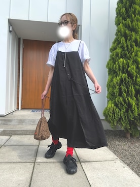 「アイテム（スニーカー）」を使った、minakoさん（レディース・160cm）の夏コーディネート