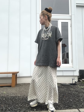 「アイテム（ヘアゴム）」を使った、minakoさん（レディース・160cm）の夏コーディネート