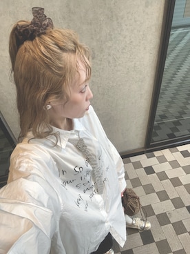 「アイテム（バレッタ/ヘアクリップ）」を使った、minakoさん（レディース・160cm）の秋コーディネート