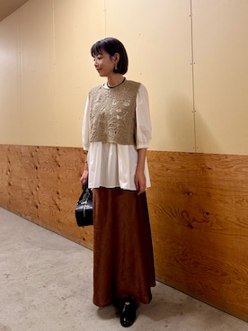 「RODE SKO（ロデスコ）のアイテム（ローファー）」を使った、えみさん（レディース・163cm）の秋コーディネート