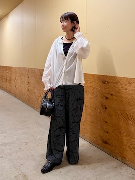 「RODE SKO（ロデスコ）のアイテム（シューズ）」を使った、えみさん（レディース・163cm）の秋コーディネート